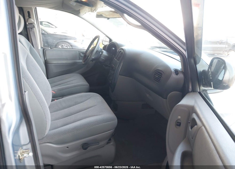2005 DODGE GRAND CARAVAN SXT VIN: 2D4GP44L45R219775
