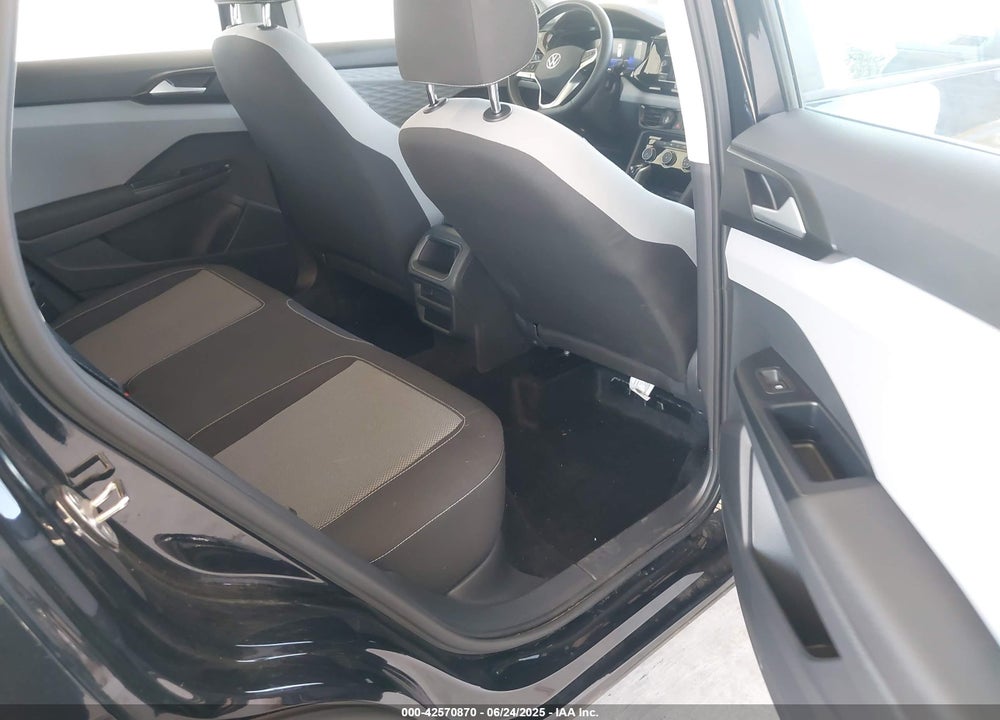 2023 VOLKSWAGEN TAOS VIN: 3VVDX7B20PM382463