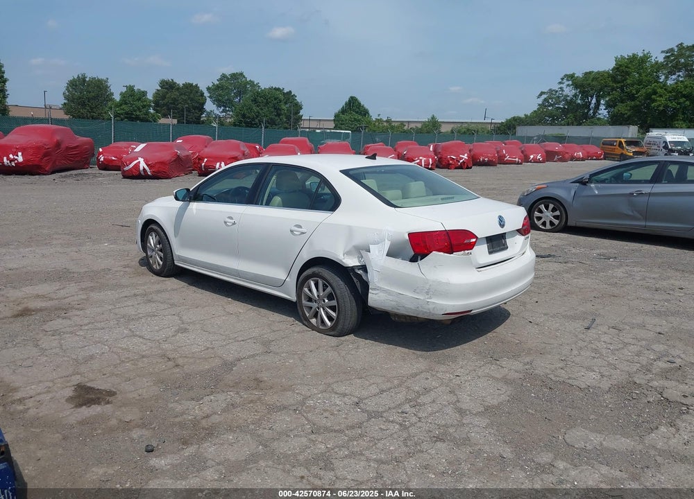 2013 VOLKSWAGEN JETTA SE VIN: 3VWDX7AJ0DM388893
