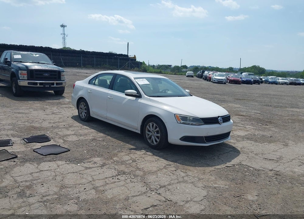 2013 VOLKSWAGEN JETTA SE VIN: 3VWDX7AJ0DM388893