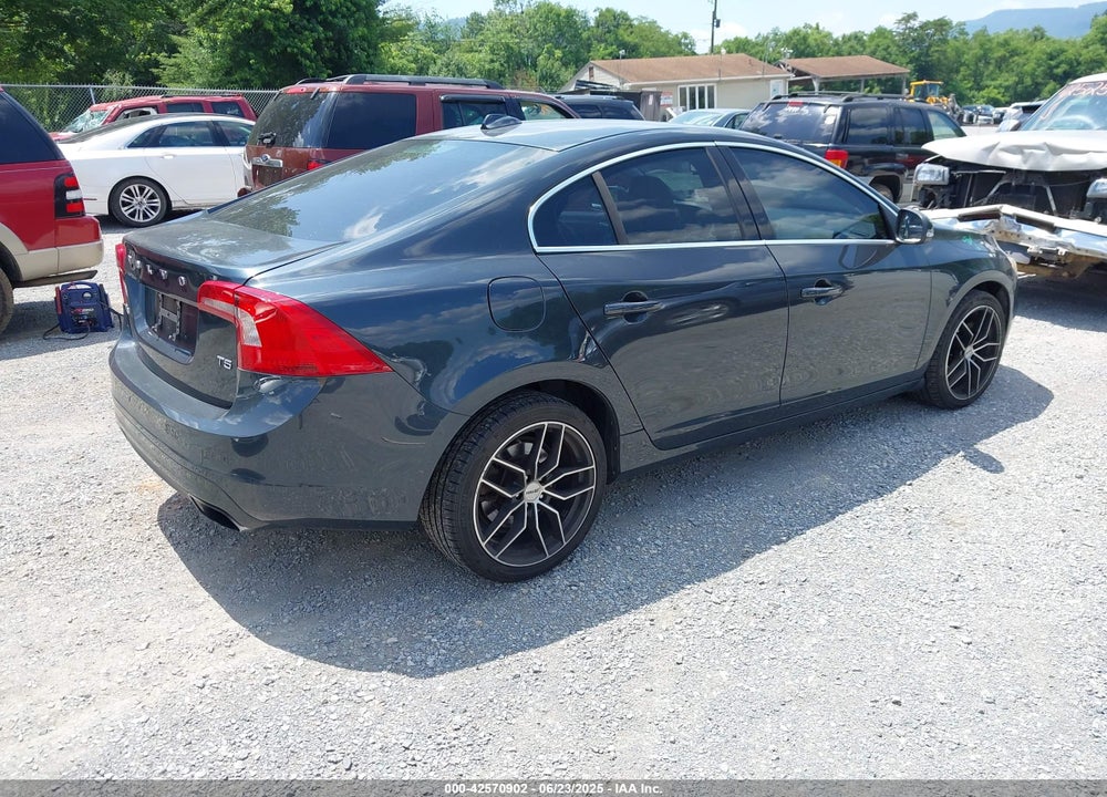 2014 VOLVO S60 VIN: YV1612FS5E2276613