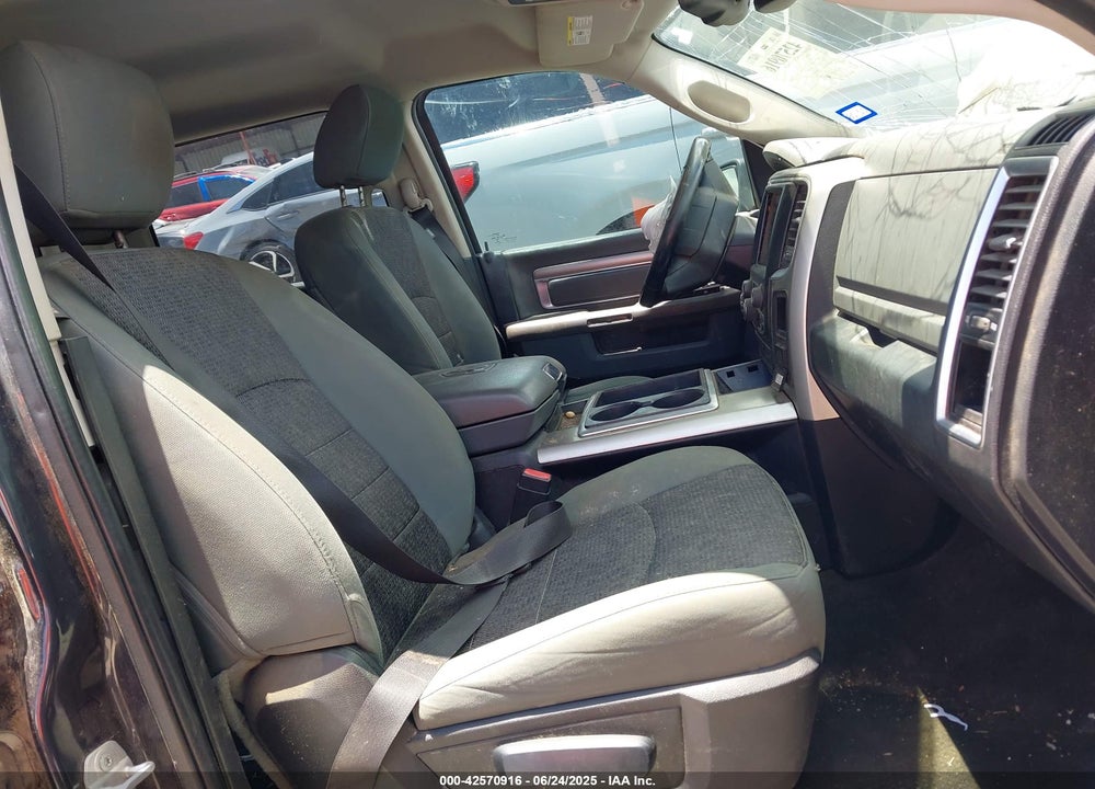 2015 RAM 1500 VIN: 1C6RR6LM8FS634773