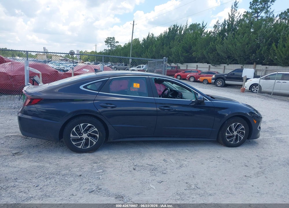 2022 HYUNDAI SONATA HYBRID VIN: KMHL24JJ9NA048308