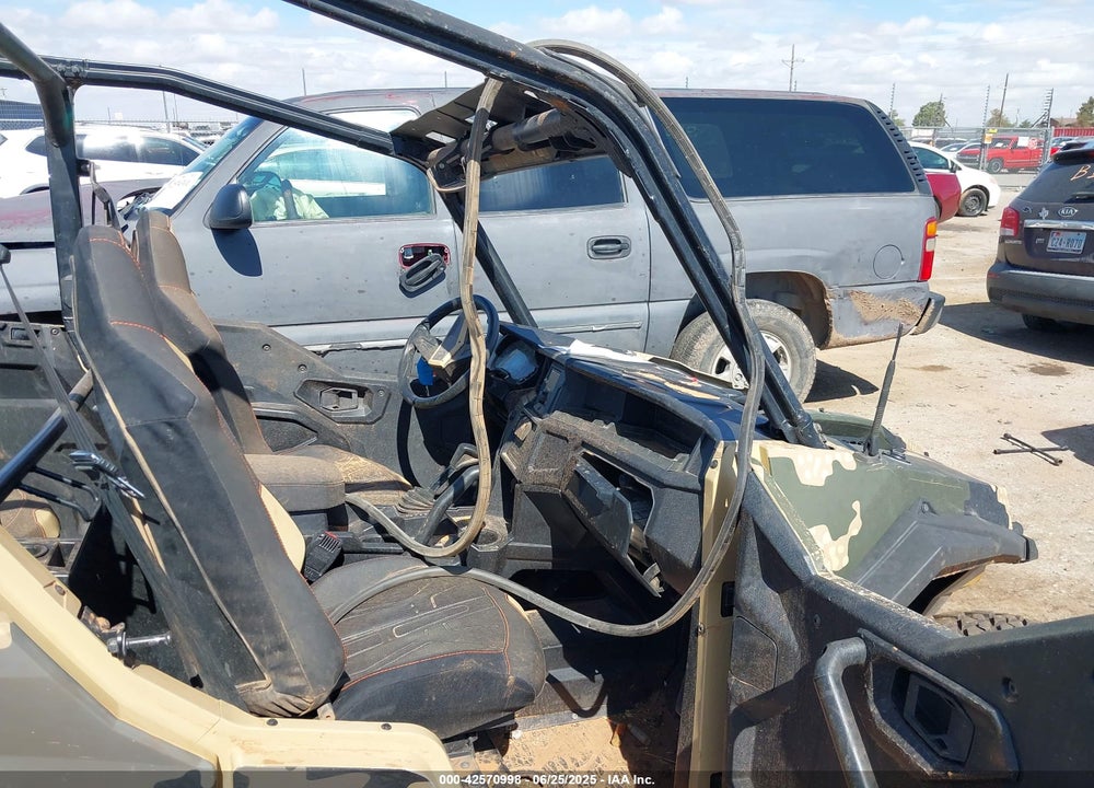 2021 POLARIS GENERAL XP 4 1000 DELUXE VIN: 3NSGMD994MH644557