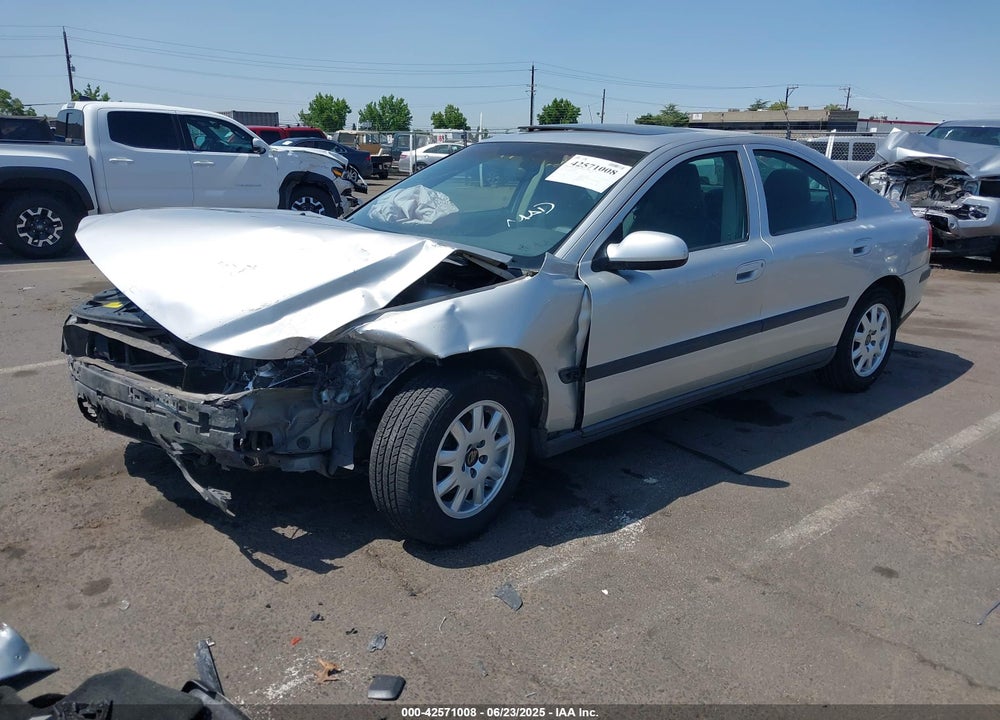 2001 VOLVO S60 2.4 VIN: YV1RS61N812008524