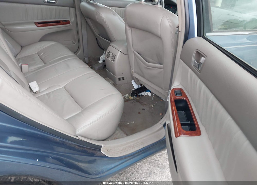 2003 TOYOTA CAMRY XLE V6 VIN: 4T1BF30K73U555742