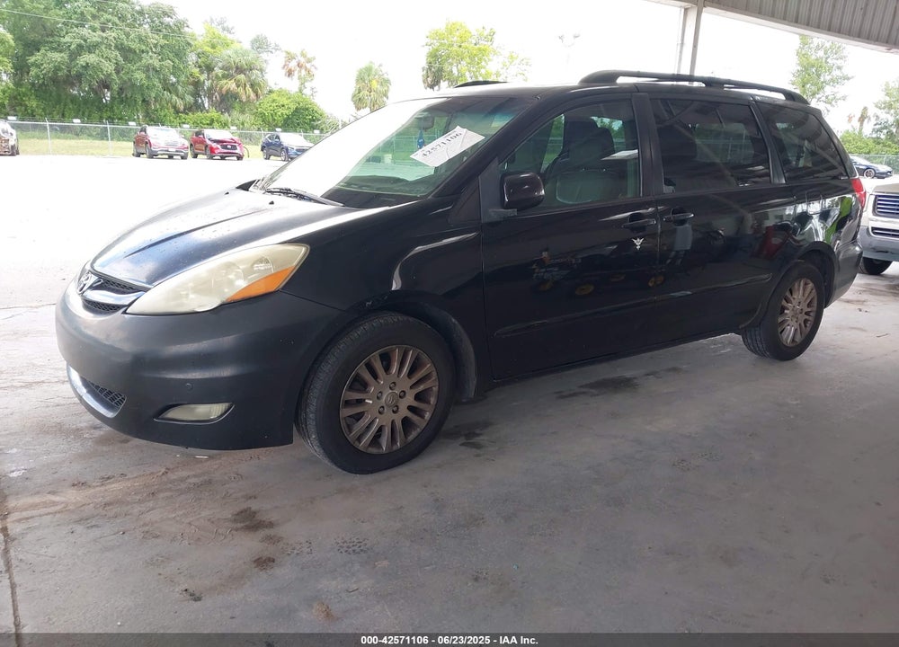 2010 TOYOTA SIENNA XLE VIN: 5TDYK4CC0AS325224