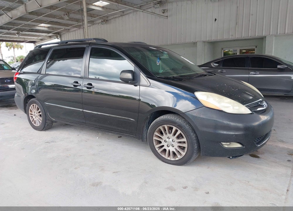 2010 TOYOTA SIENNA XLE VIN: 5TDYK4CC0AS325224