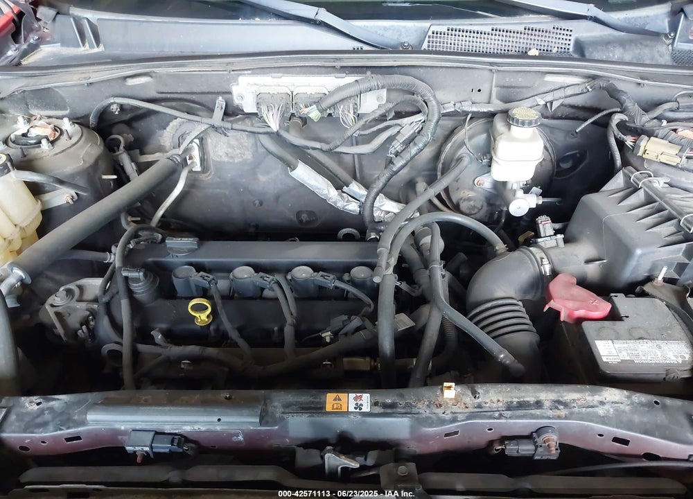 2009 FORD ESCAPE VIN: 1FMCU93769KA81176