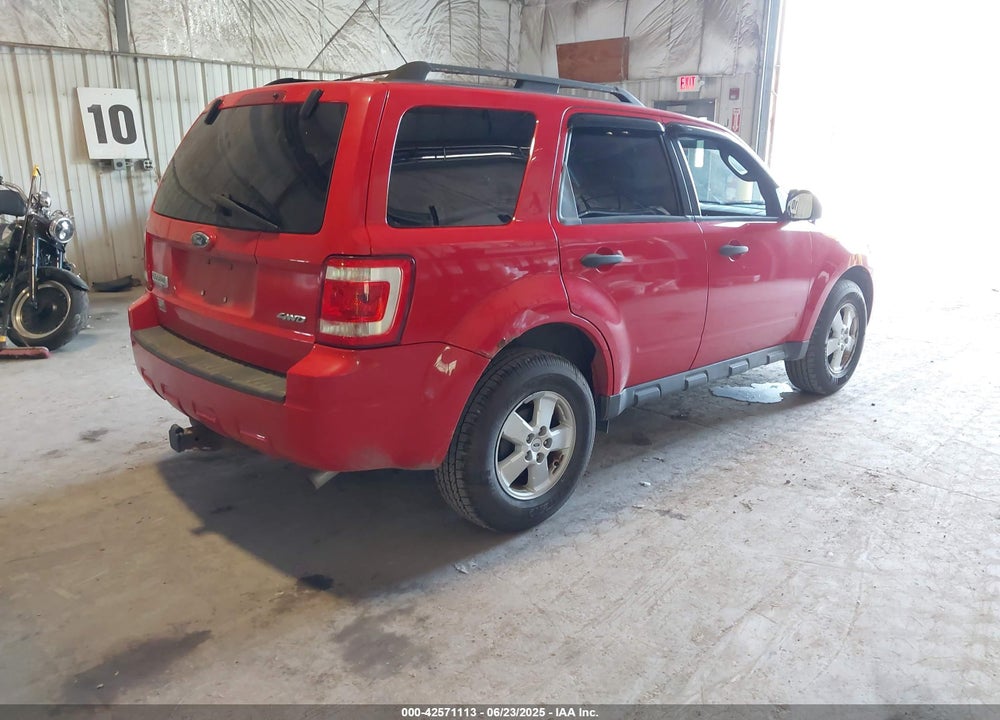 2009 FORD ESCAPE VIN: 1FMCU93769KA81176