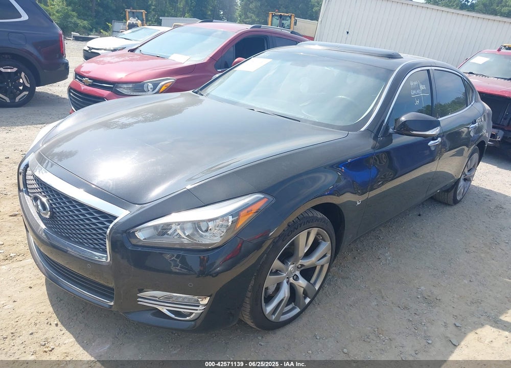 2016 INFINITI Q70 VIN: JN1BY1PP8GM630462