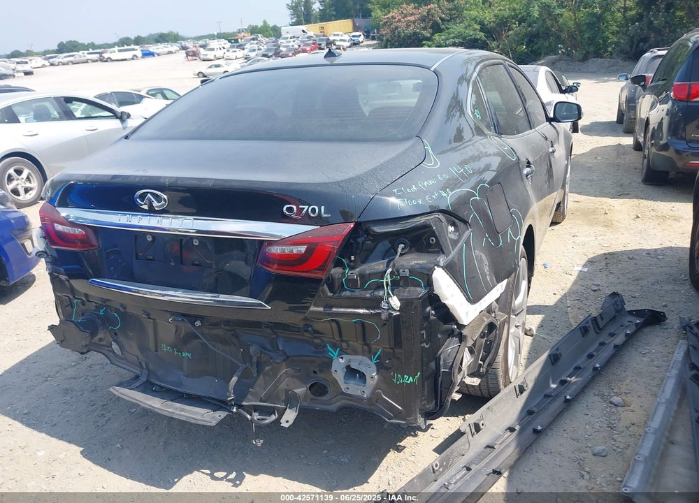 2016 INFINITI Q70 VIN: JN1BY1PP8GM630462