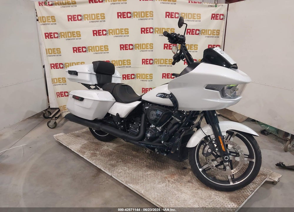 2024 HARLEY-DAVIDSON FLTRX VIN: 1HD1KH712RB660746