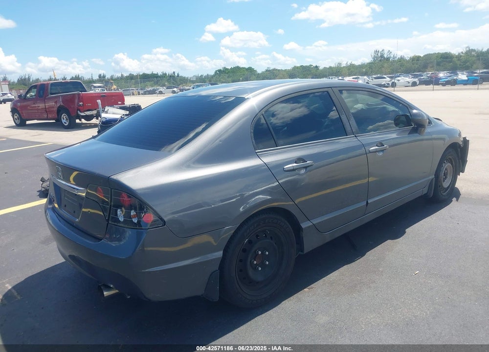 2011 HONDA CIVIC LX VIN: 19XFA1F54BE007592