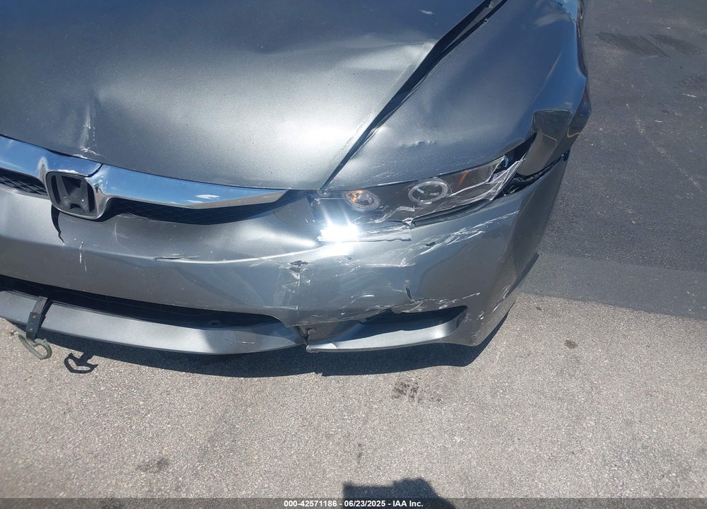 2011 HONDA CIVIC LX VIN: 19XFA1F54BE007592