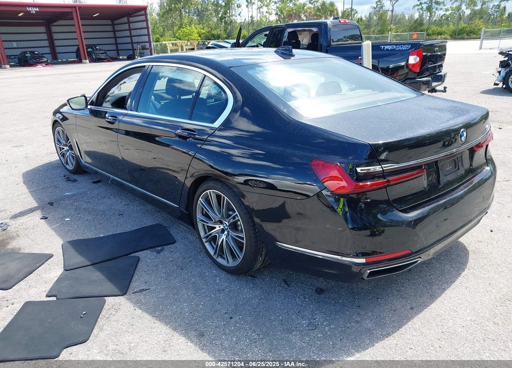 2021 BMW 7 SERIES VIN: WBA7T2C04MCE56407