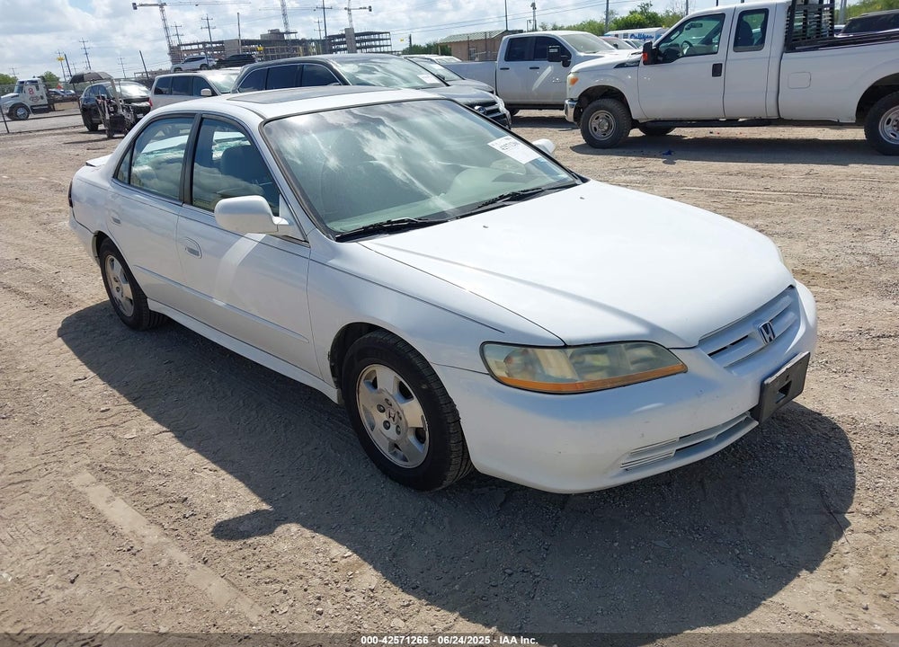 2001 HONDA ACCORD 3.0 EX VIN: 1HGCG16531A042824