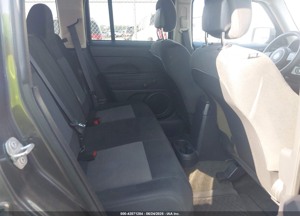 2016 JEEP PATRIOT SPORT VIN: 1C4NJPBA0GD727725