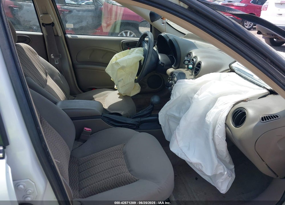 2005 PONTIAC GRAND AM VIN: 1G2NE52E85M207477