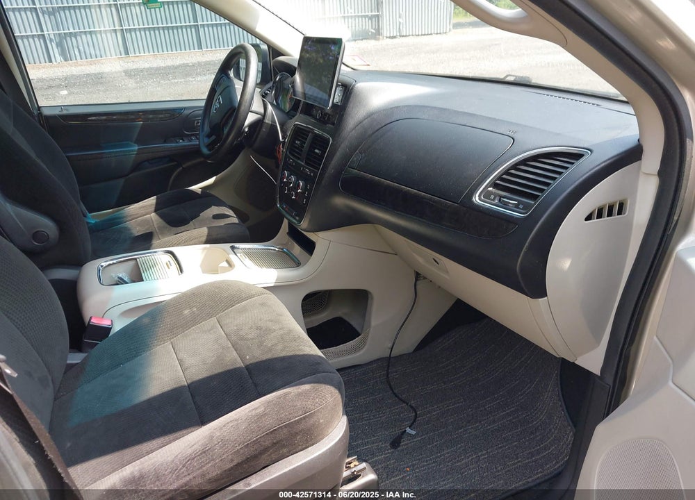 2013 DODGE GRAND CARAVAN VIN: 2C4RDGCG3DR521755