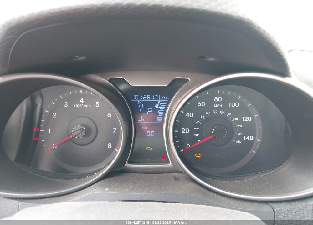 2016 HYUNDAI VELOSTER VIN: KMHTC6AD8GU253428