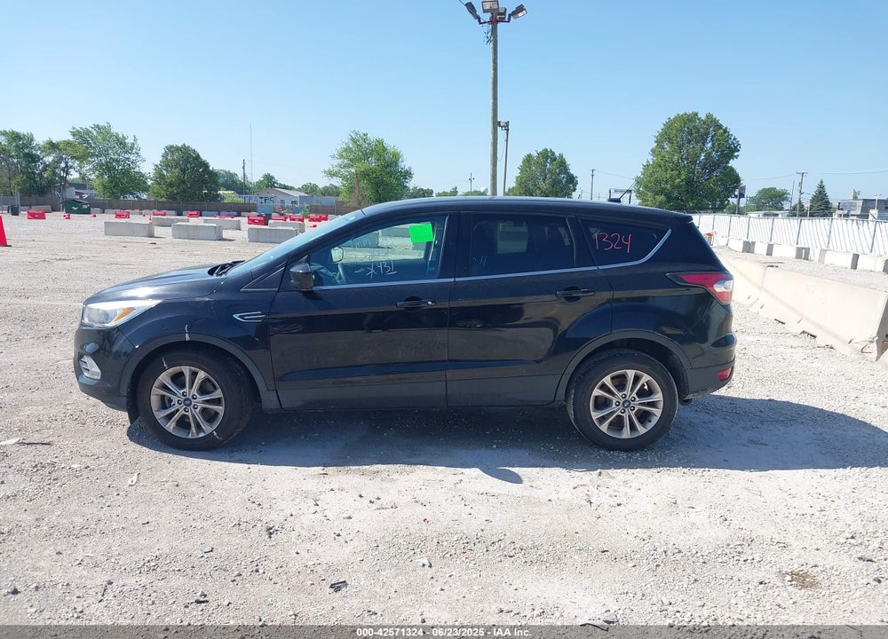 2017 FORD ESCAPE SE VIN: 1FMCU9G93HUA28692