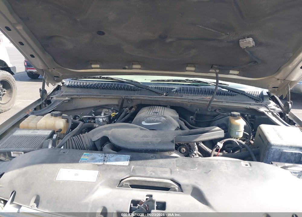 2002 CHEVROLET TAHOE LT VIN: 1GNEC13ZX2J265803