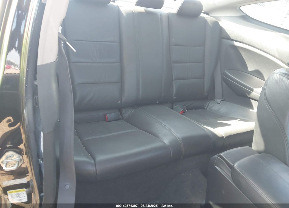 2008 HONDA ACCORD VIN: 1HGCS12878A015330