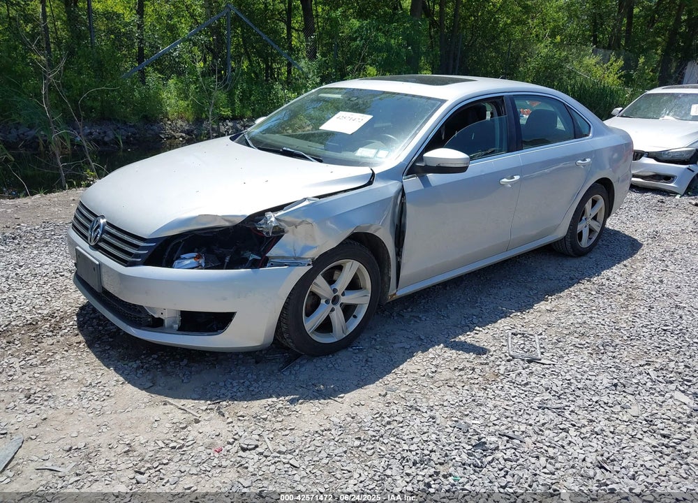 2013 VOLKSWAGEN PASSAT VIN: 1VWBP7A31DC135866