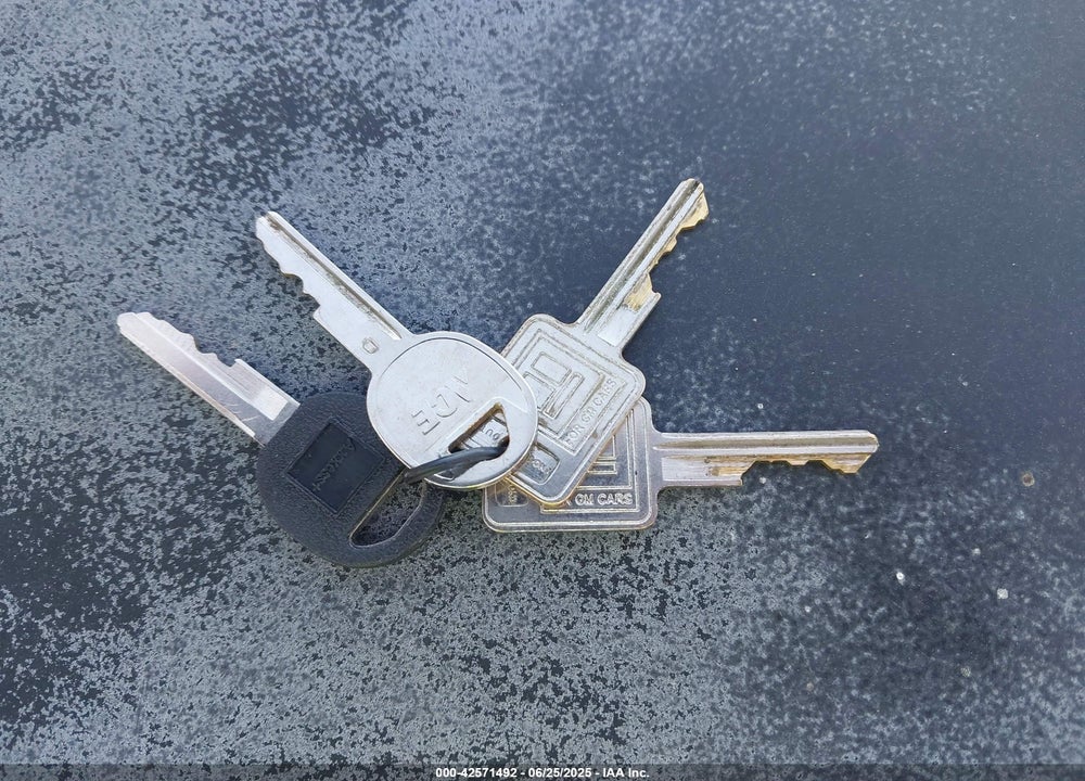 1987 PONTIAC FIERO VIN: 1G2PE11R0HP229286