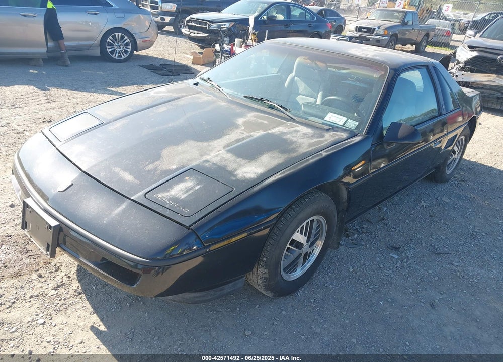 1987 PONTIAC FIERO VIN: 1G2PE11R0HP229286