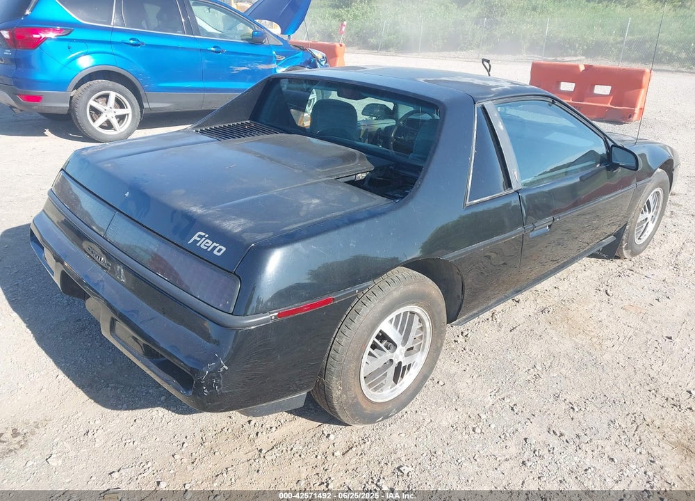 1987 PONTIAC FIERO VIN: 1G2PE11R0HP229286