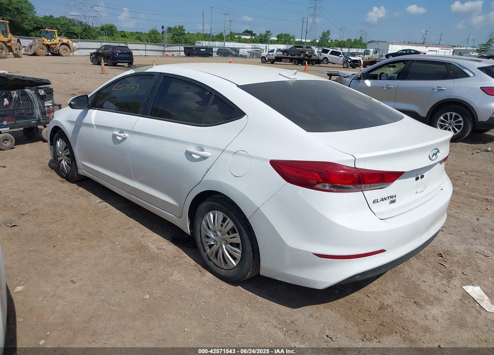 2017 HYUNDAI ELANTRA VIN: 5NPD74LF3HH113444