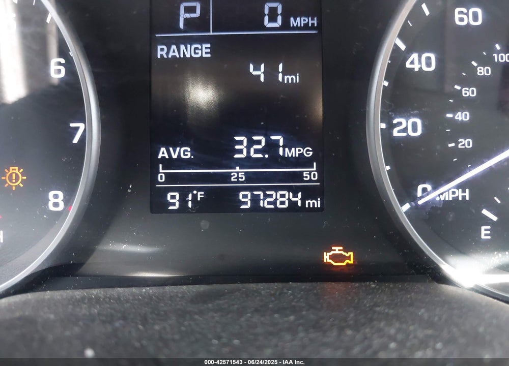 2017 HYUNDAI ELANTRA VIN: 5NPD74LF3HH113444