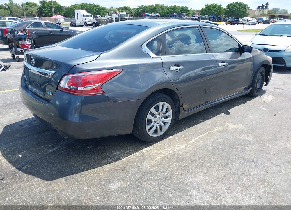 2013 NISSAN ALTIMA VIN: 1N4AL3AP5DC266410