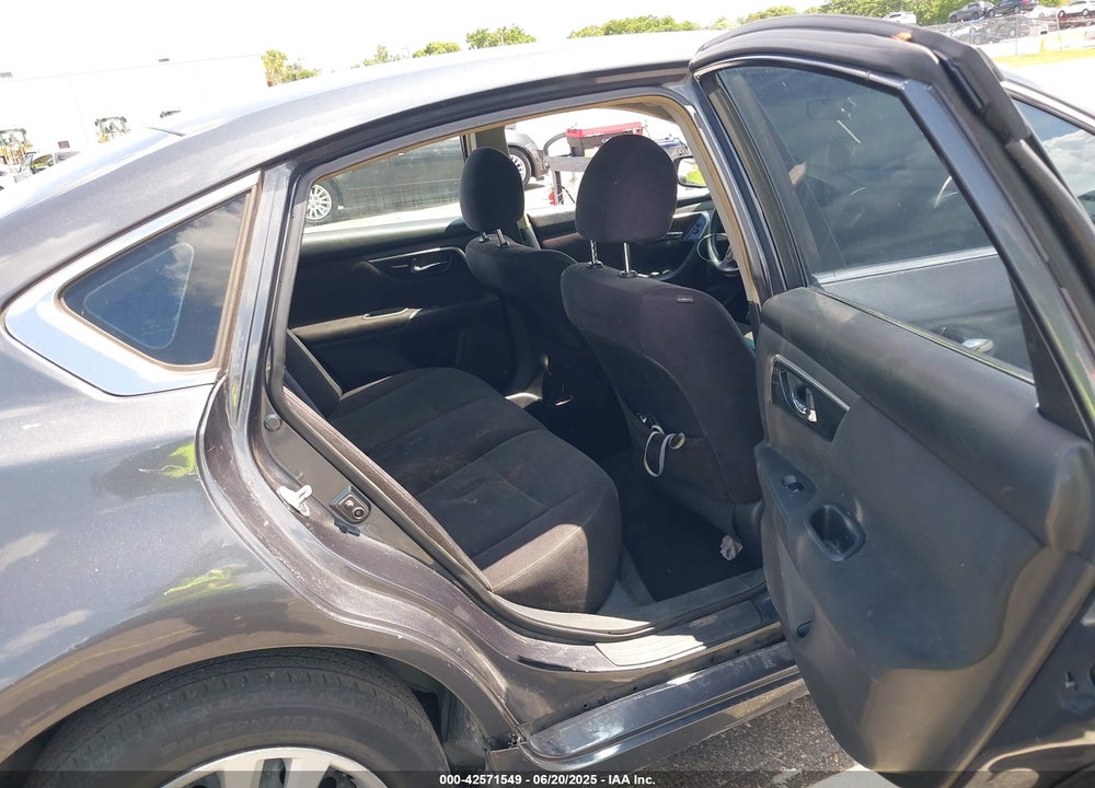 2013 NISSAN ALTIMA VIN: 1N4AL3AP5DC266410