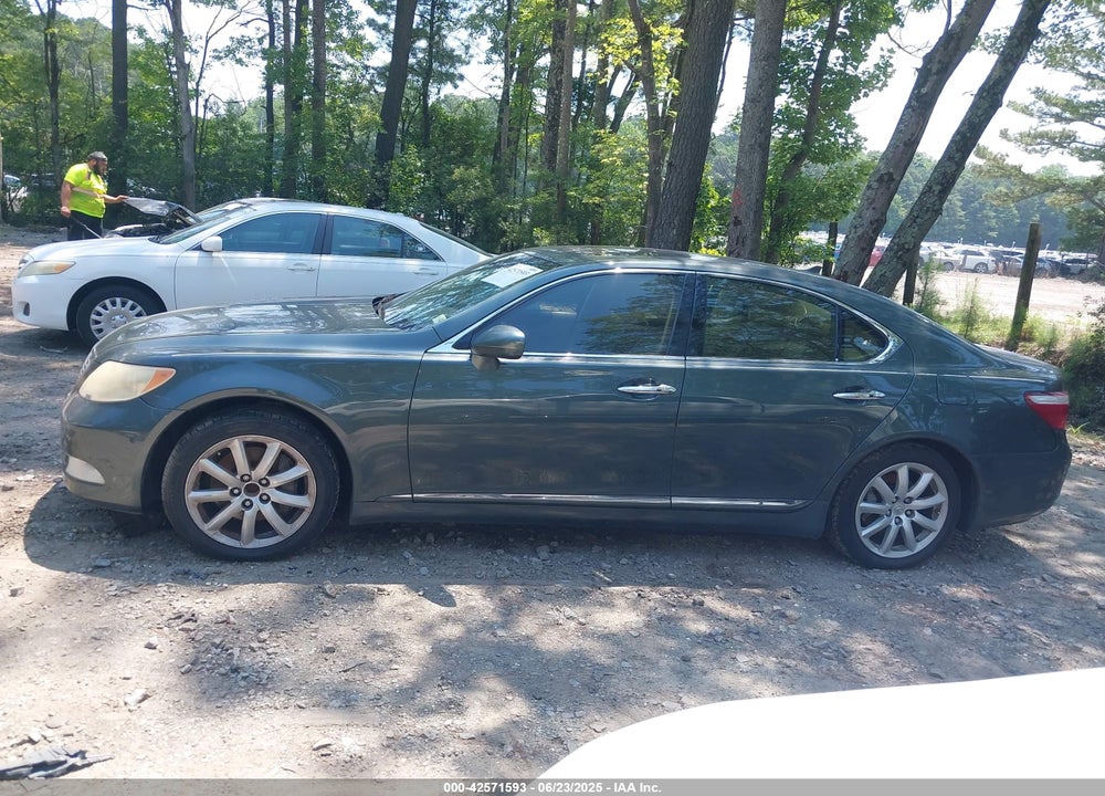 2008 LEXUS LS460 VIN: JTHBL46FX85070461