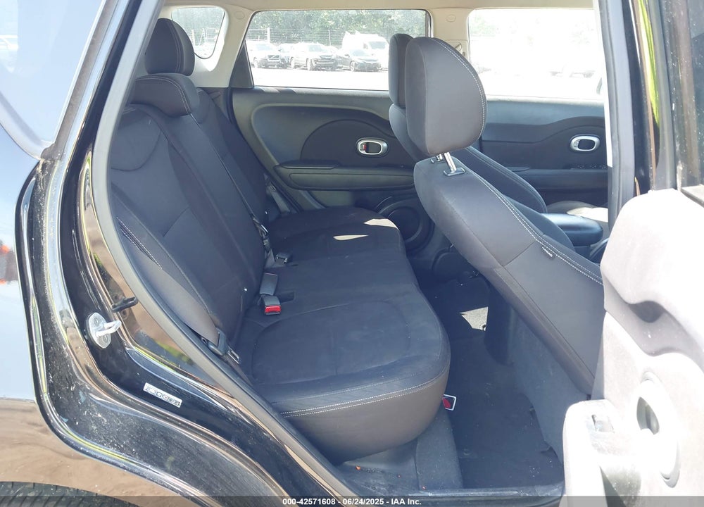 2016 KIA SOUL VIN: KNDJN2A21G7345248