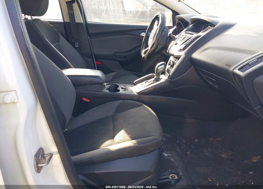 2014 FORD FOCUS VIN: 1FADP3F23EL286011