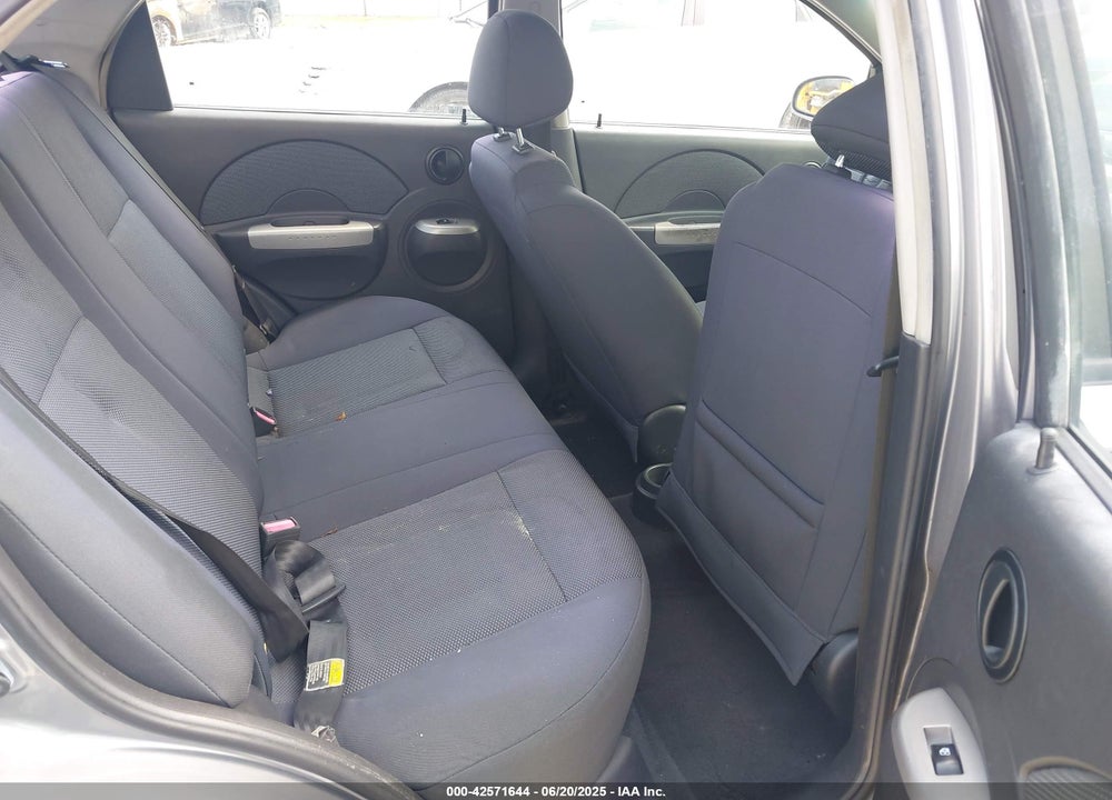2006 CHEVROLET AVEO VIN: KL1TG56676B537180