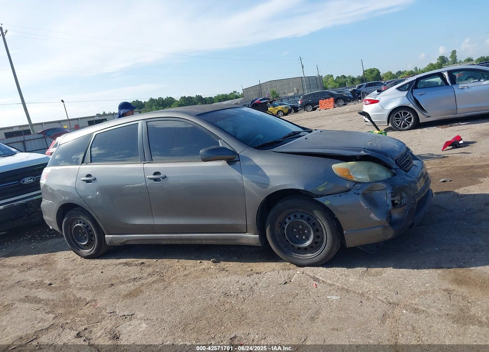 2005 TOYOTA MATRIX VIN: 2T1KR32E55C332800