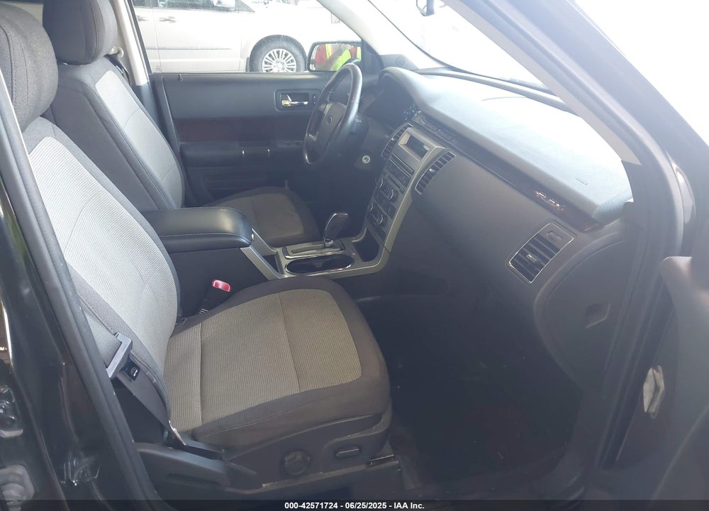 2012 FORD FLEX VIN: 2FMGK5CC3CBD21945