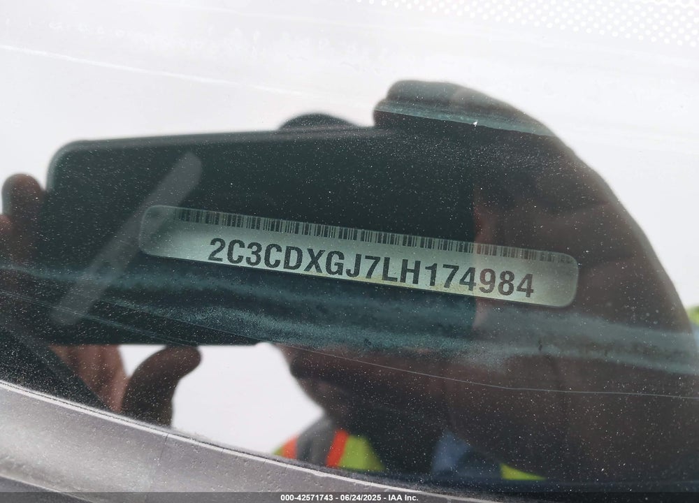 2020 DODGE CHARGER VIN: 2C3CDXGJ7LH174984