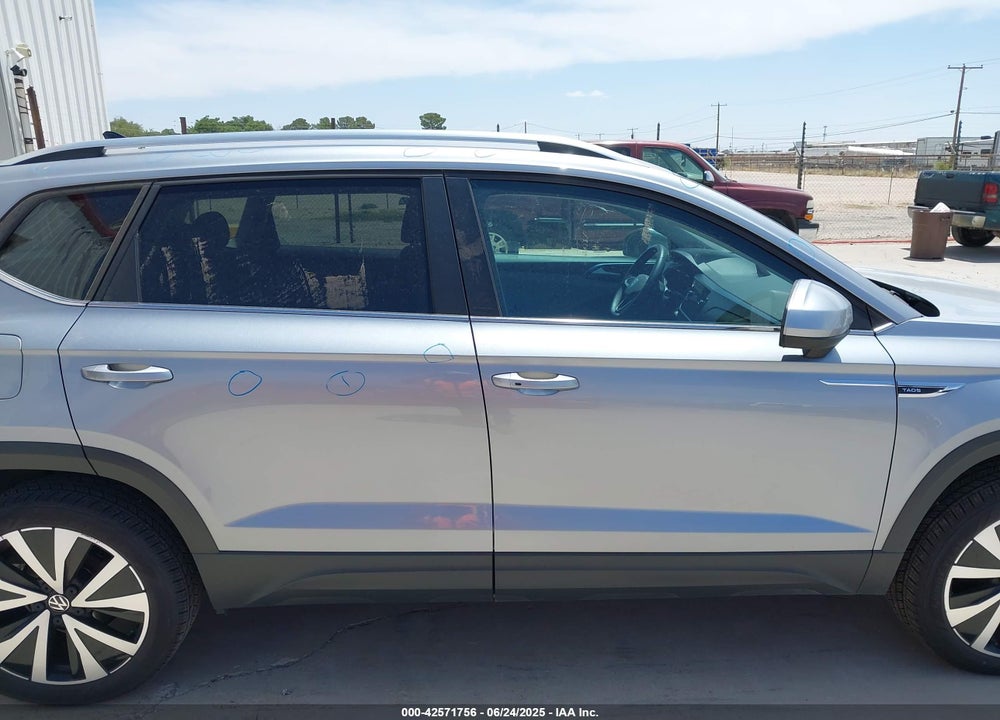 2024 VOLKSWAGEN TAOS VIN: 3VVSX7B26RM018879