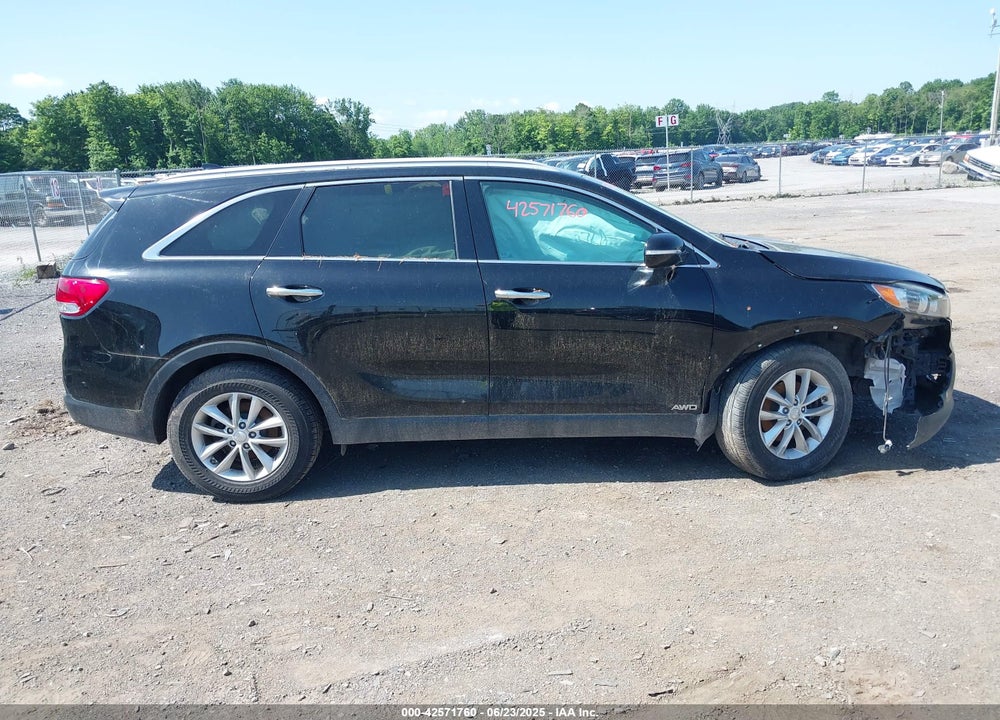 2017 KIA SORENTO 2.4L LX VIN: 5XYPGDA32HG265986