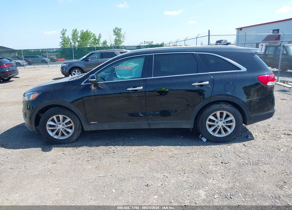 2017 KIA SORENTO 2.4L LX VIN: 5XYPGDA32HG265986