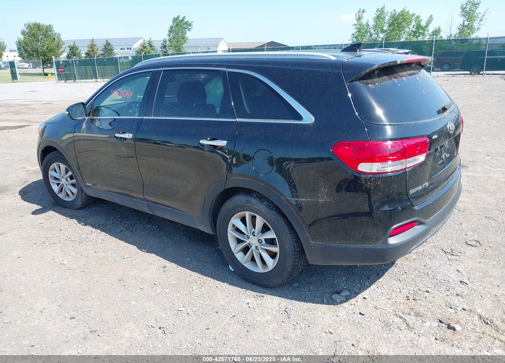 2017 KIA SORENTO 2.4L LX VIN: 5XYPGDA32HG265986