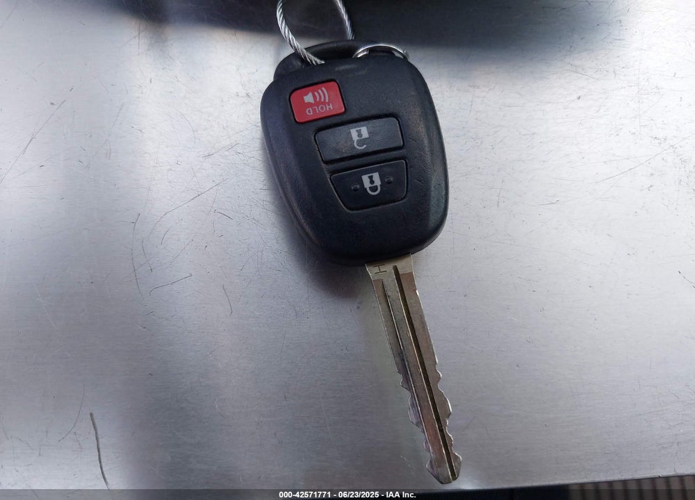 2015 TOYOTA RAV4 VIN: 2T3BFREV2FW396601