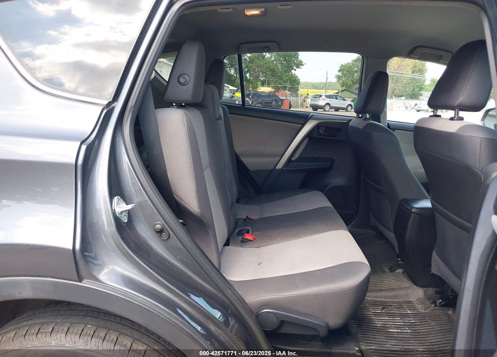 2015 TOYOTA RAV4 VIN: 2T3BFREV2FW396601