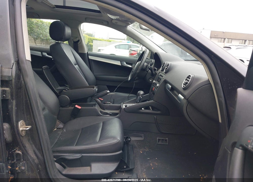 2008 AUDI A3 2.0T VIN: WAUNF78P28A142013